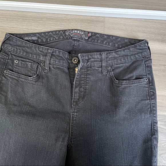 Torrid Premium Women’s High Rise Curvy Ankle Black Jeans Plus Size 14 14R‎ - Picture 7 of 8